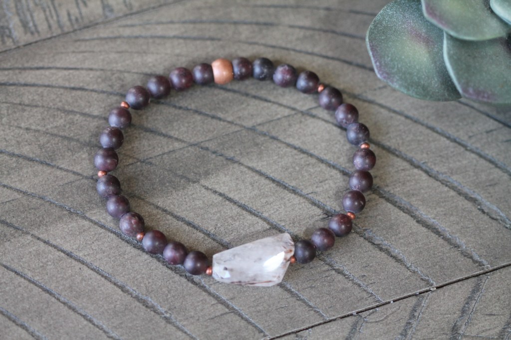 Garnet crystal bracelet for men and womxn